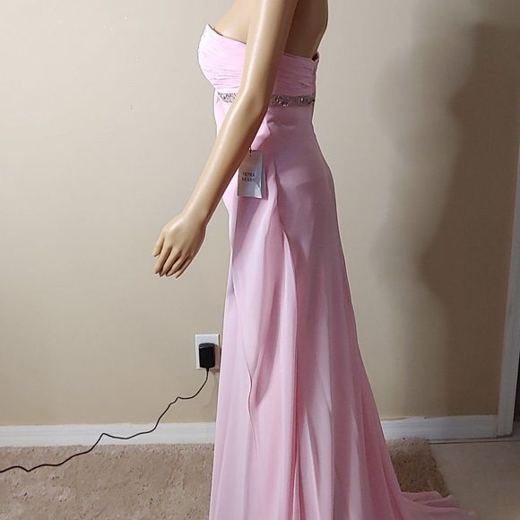 NWT Beautiful Strapless Pink Long Gown by GIGI - Picture 2 of 4